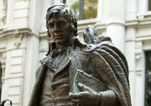 Robert Burns statue NEW