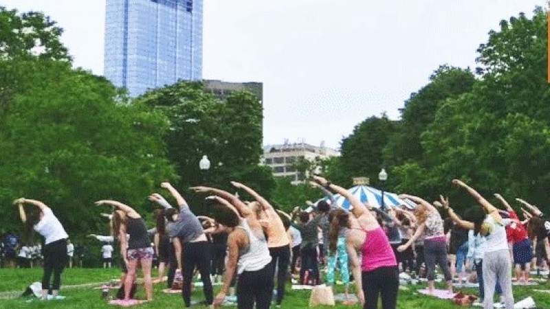 Free Yoga on the Common